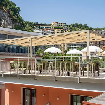 Futura Smart Flat - De Vivo Realty شقة *