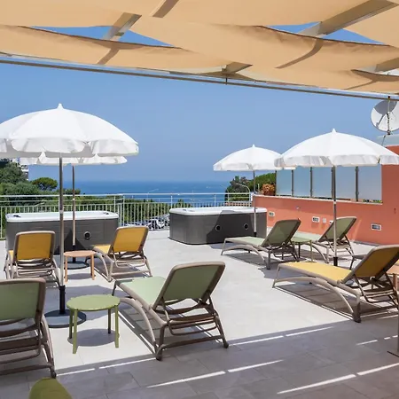 Futura Smart Flat - De Vivo Realty Apartment *