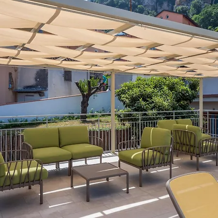 شقة Futura Smart Flat - De Vivo Realty *